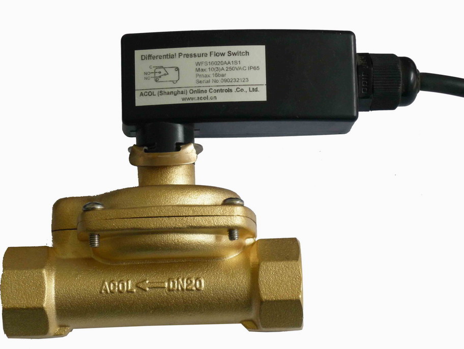 Differential pressure flow switch with fixed set point