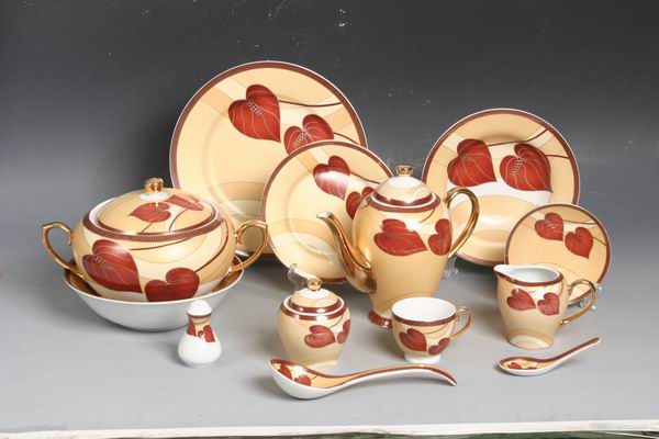 Fine Porcelain dinnerware