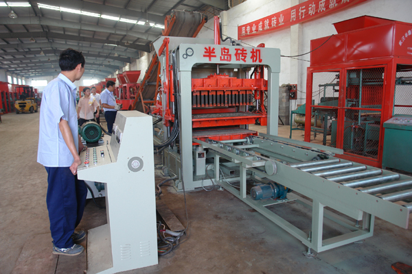 concrete block making machine