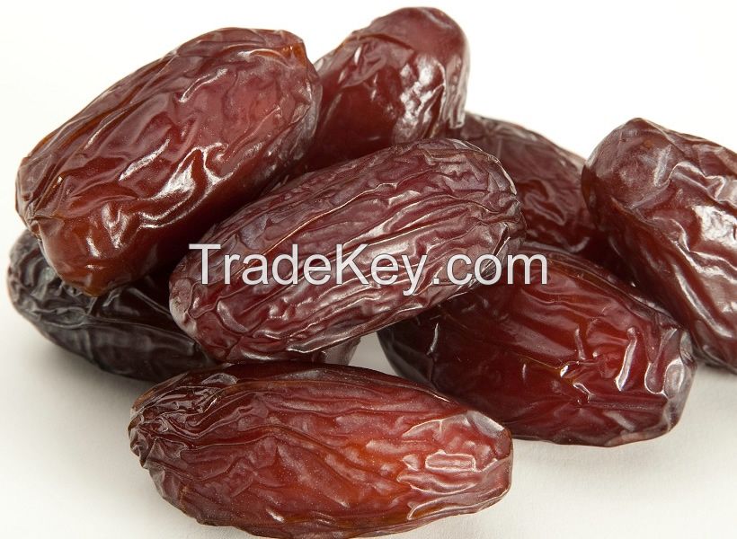 Fresh and Dry Dates 