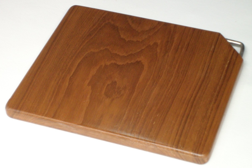 Chopping board with stand