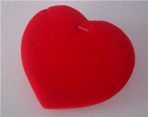 Heart shape velvet package, ring display