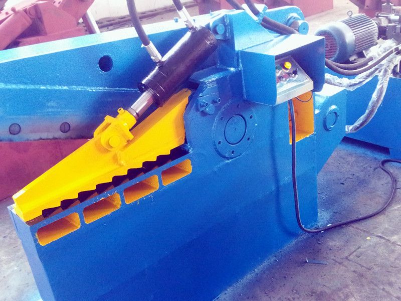 Q43-100 Alligator Metal Shear