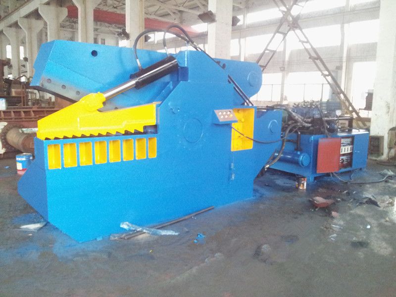 Q43-630 Alligator Metal Shear