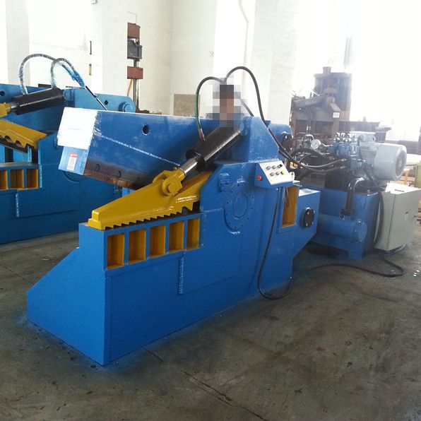 Q43-200 Alligator Metal Shear