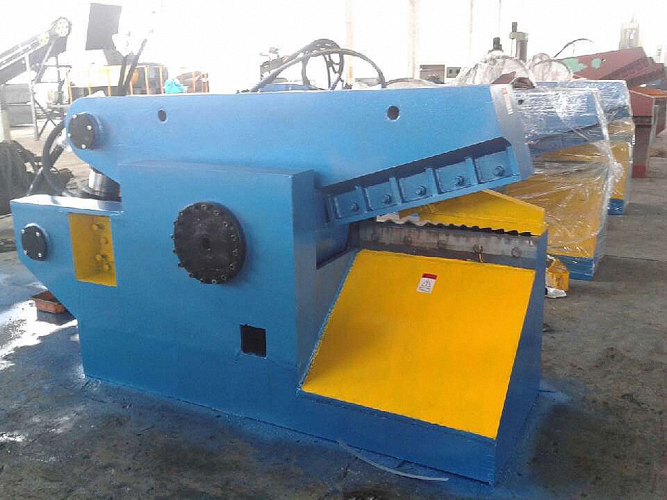 Q43-200 Alligator Metal Shear