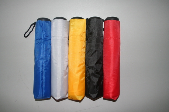 3folding umbrella