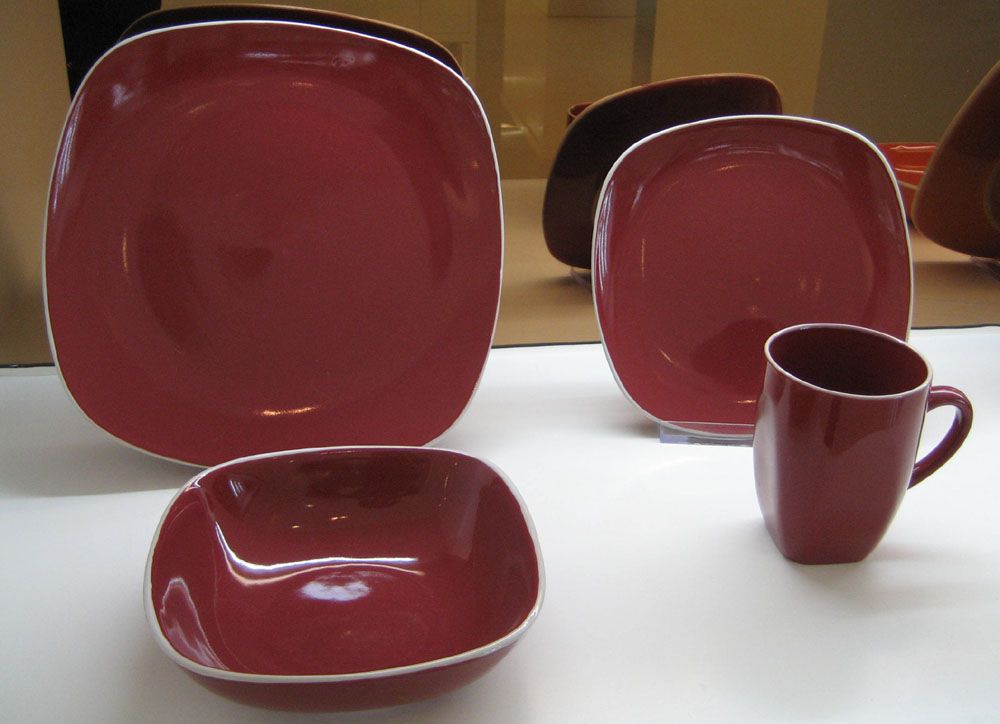 Ceramic tableware