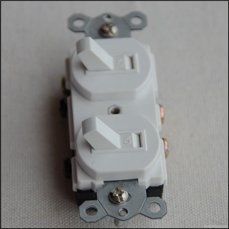 Cooper Wiring Devices 15-Amp White Combination Toggle Switch