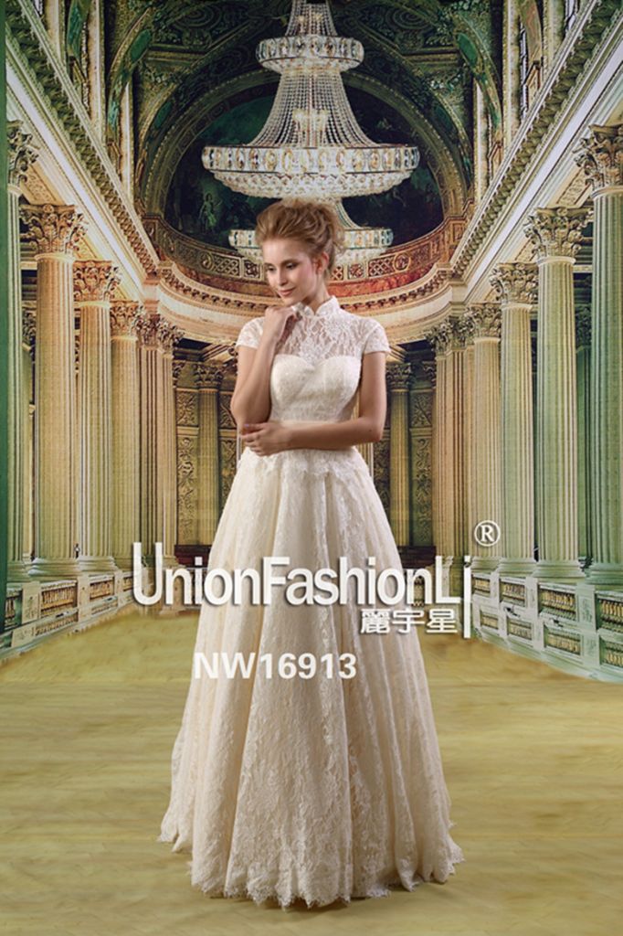 China custom made Hot selling elegant dresses for bride organza fabric wedding dress high ruffle collar design 2015