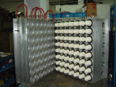 Thermoforming mold