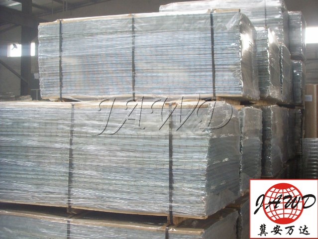 Galvanized/PVC coated welded wire mesh