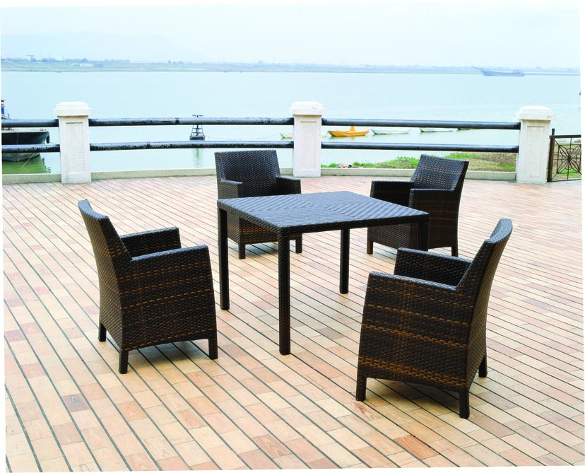 Wicker Patio Furniture-Table and Chair