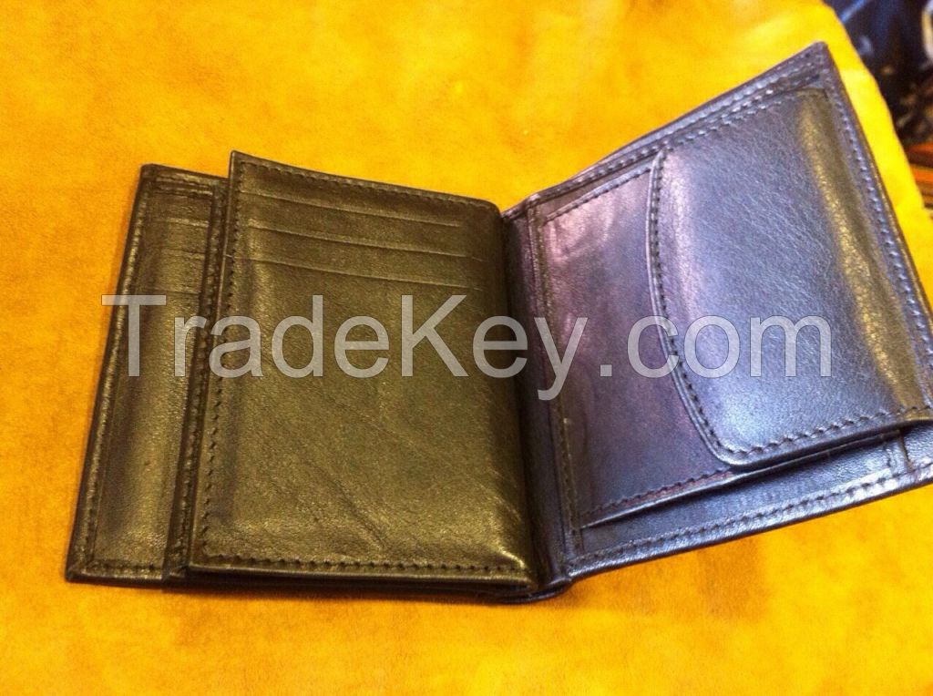 100 % Leather wallets