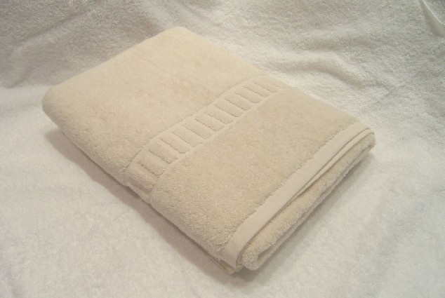 Hotel Bath Towel with Satten