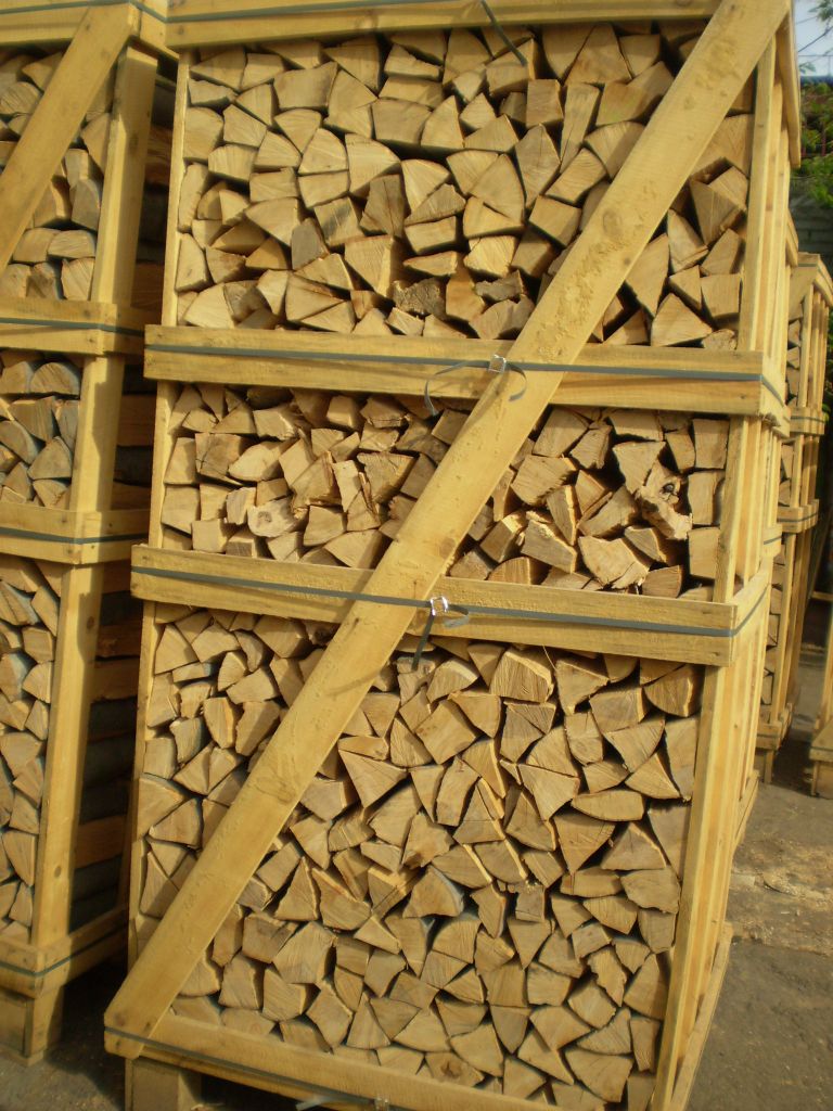 dry firewood and pini key briquettes from hard and soft wood