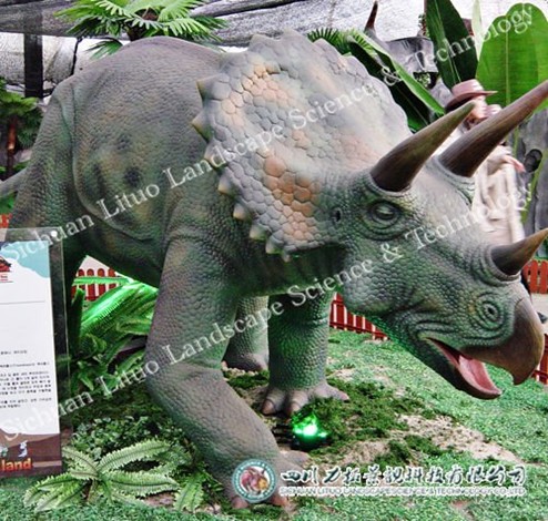 Artificial Dinosaur model of Triceratops