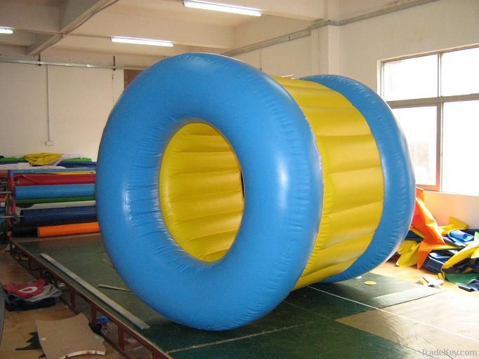 hot inflatable water walking roller