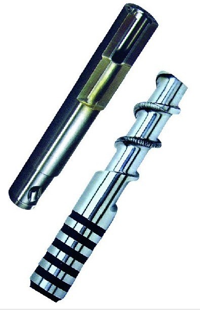 Bimetallic screw and barrel