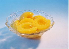 canned yellow peaches