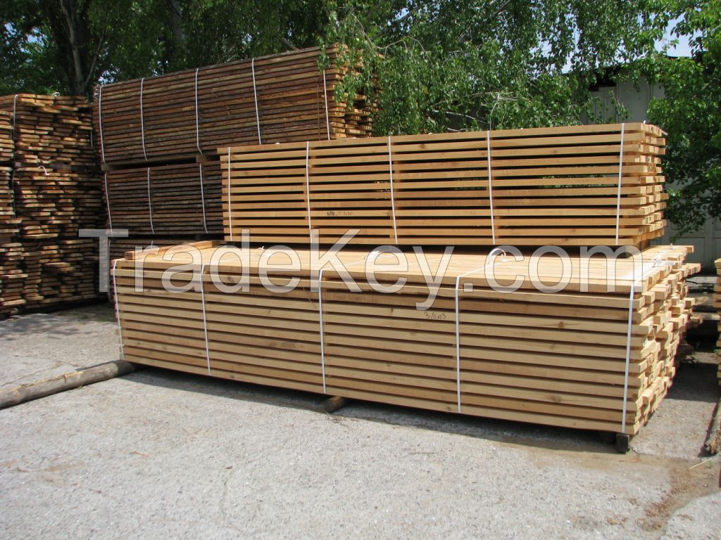 Wood boards, pallet components, pallets