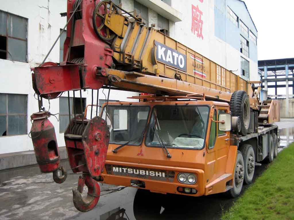 kato crane NK500e