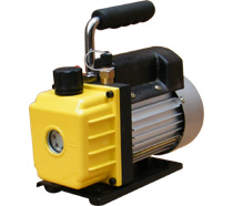 Single-stage rotary vacuum pump