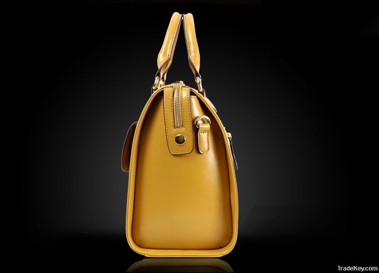 Oil wax leather handbag