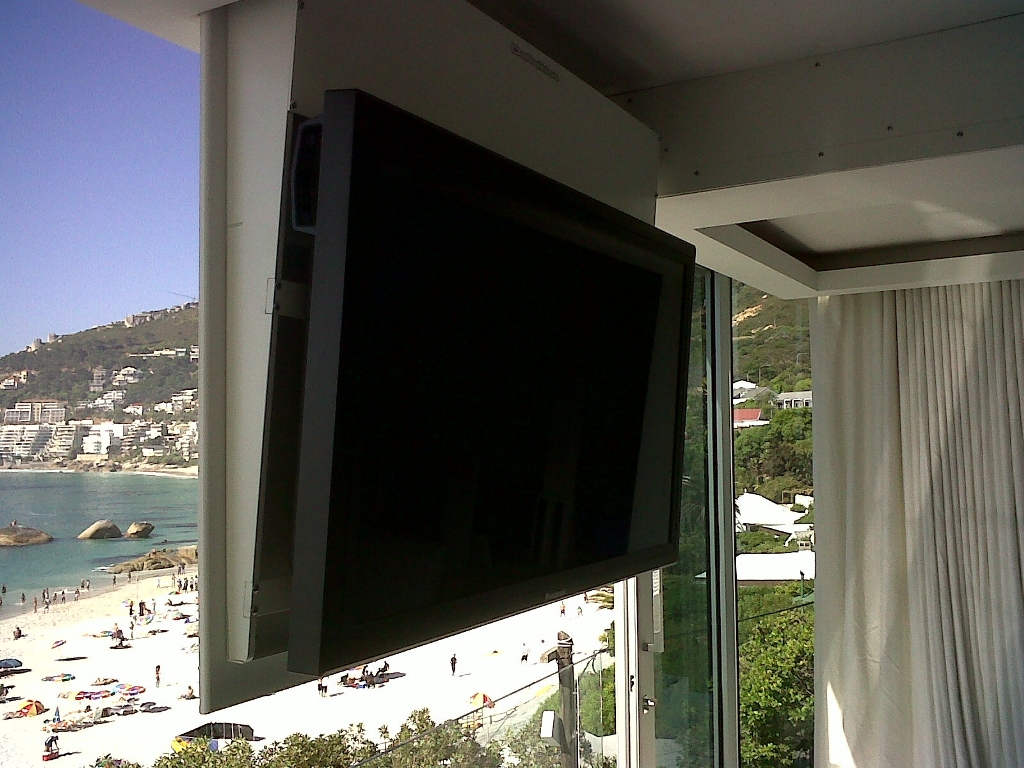 CEILING PLASMA TV LIFT