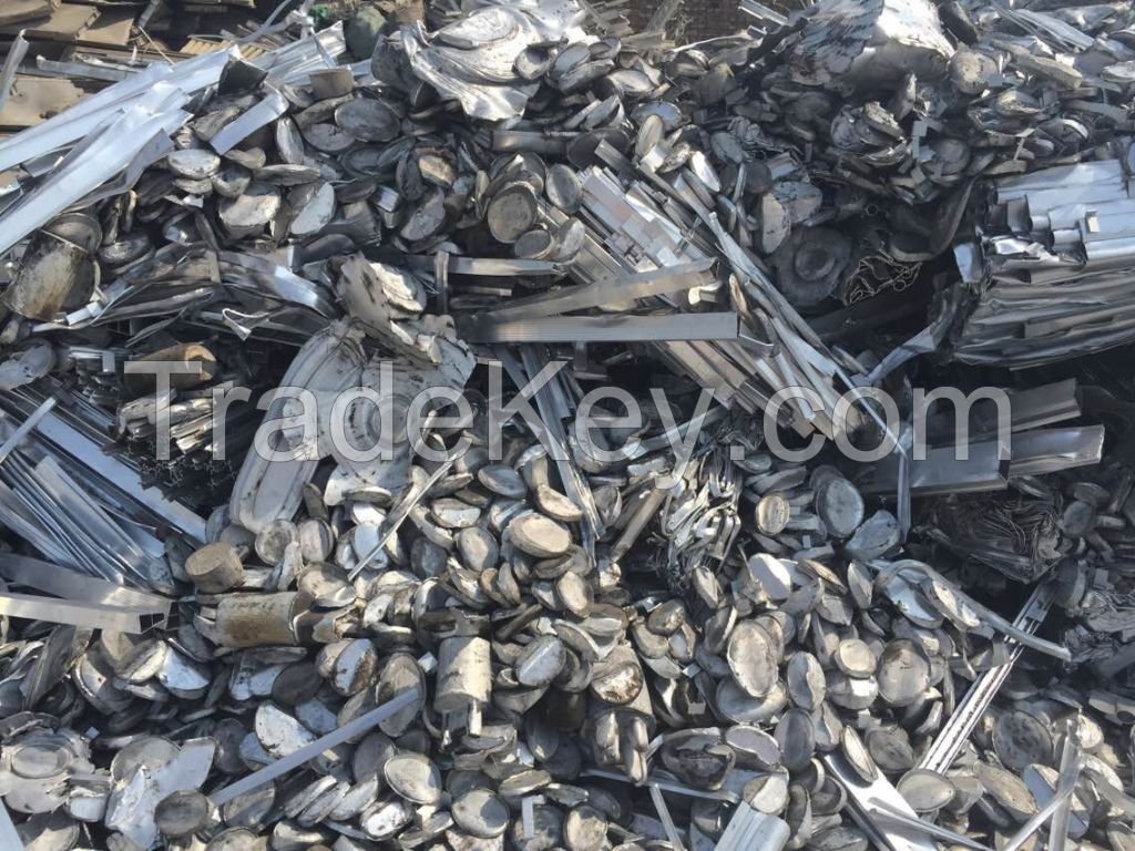 Aluminium scrap 6063,  6063 aluminium extrusion scrap  97 % for sales