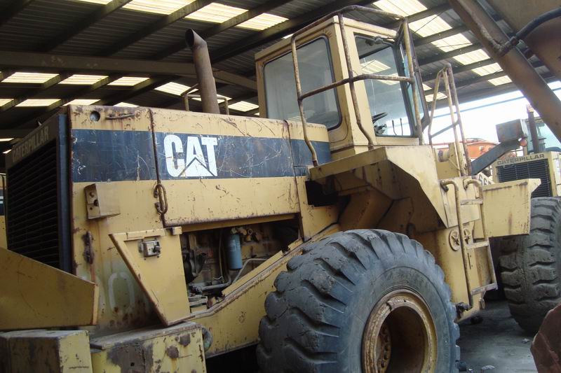 CAT 966F LOADER