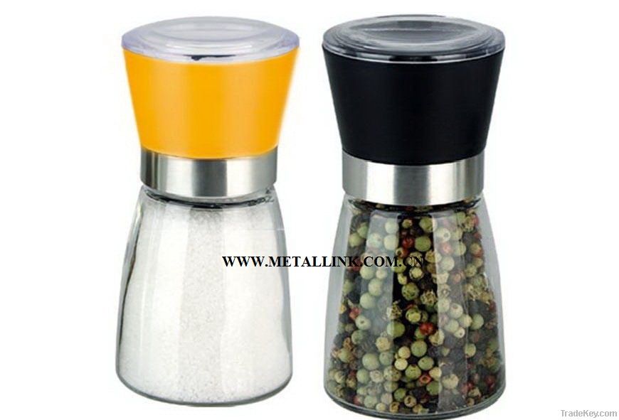 Spice grinder