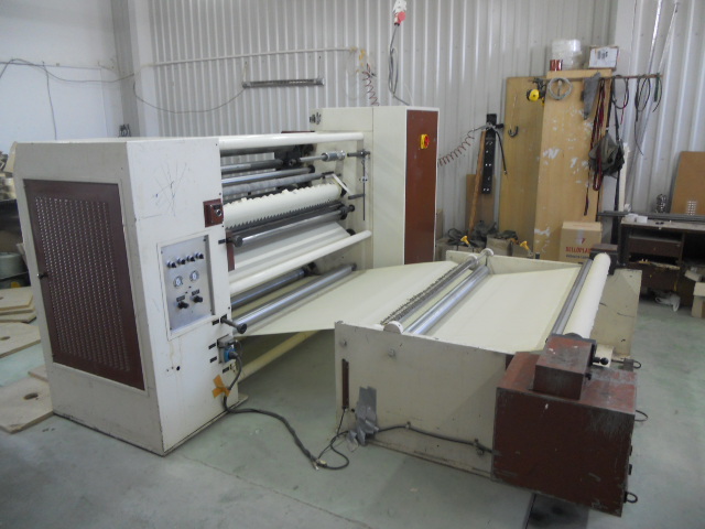 slitter rewinder for adhesive tapes