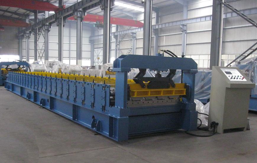 Roll Forming Machine