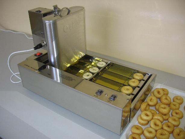 Mini donut machine