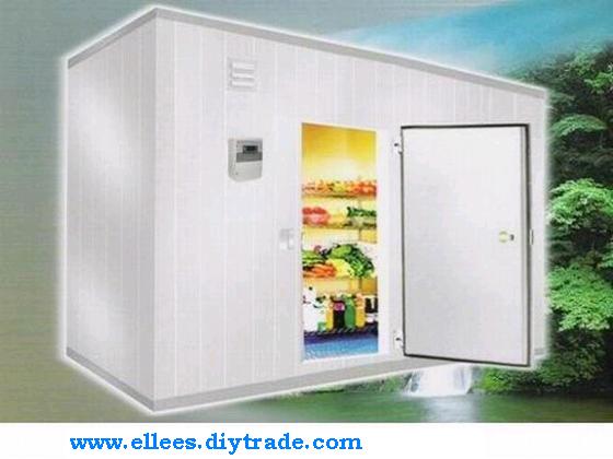 Cold storage panel and cold storage room