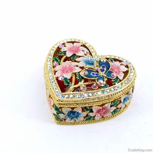 Heart-shaped jewelry box gift rou love