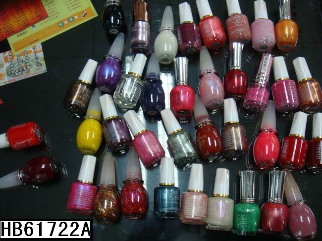 NAIL POLISH