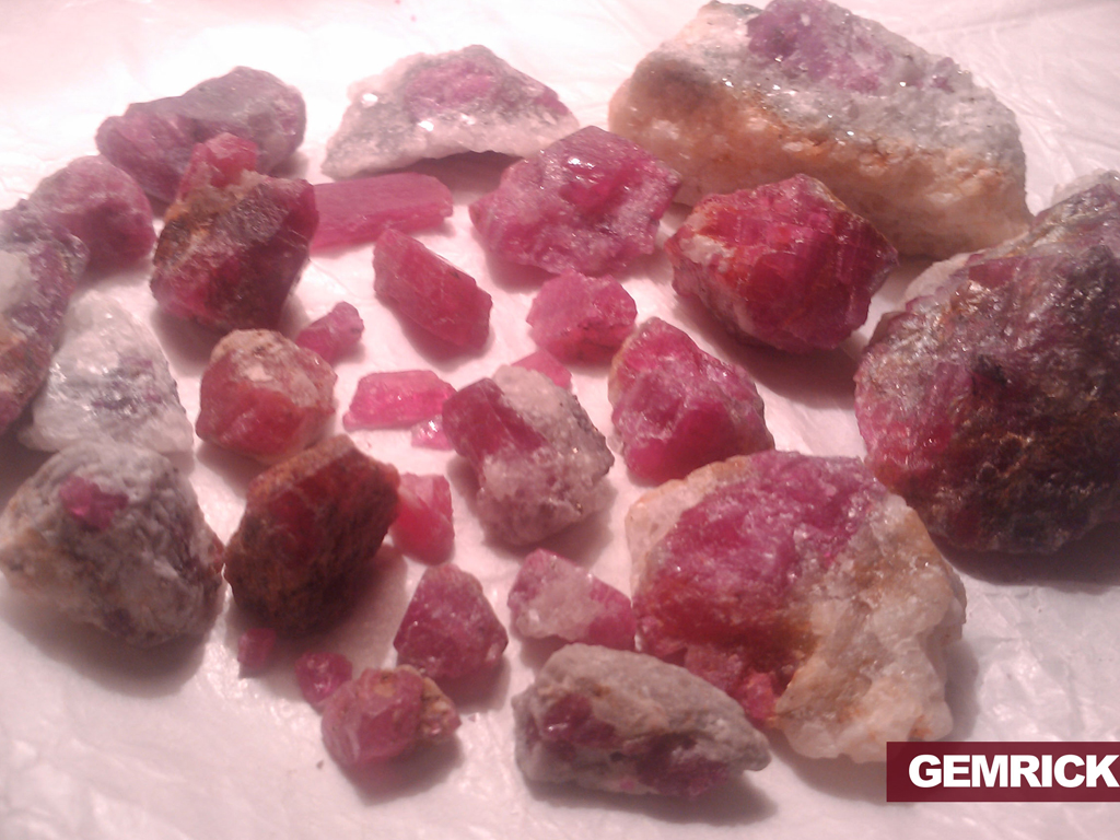 Kashmir Ruby Raw Gemstone