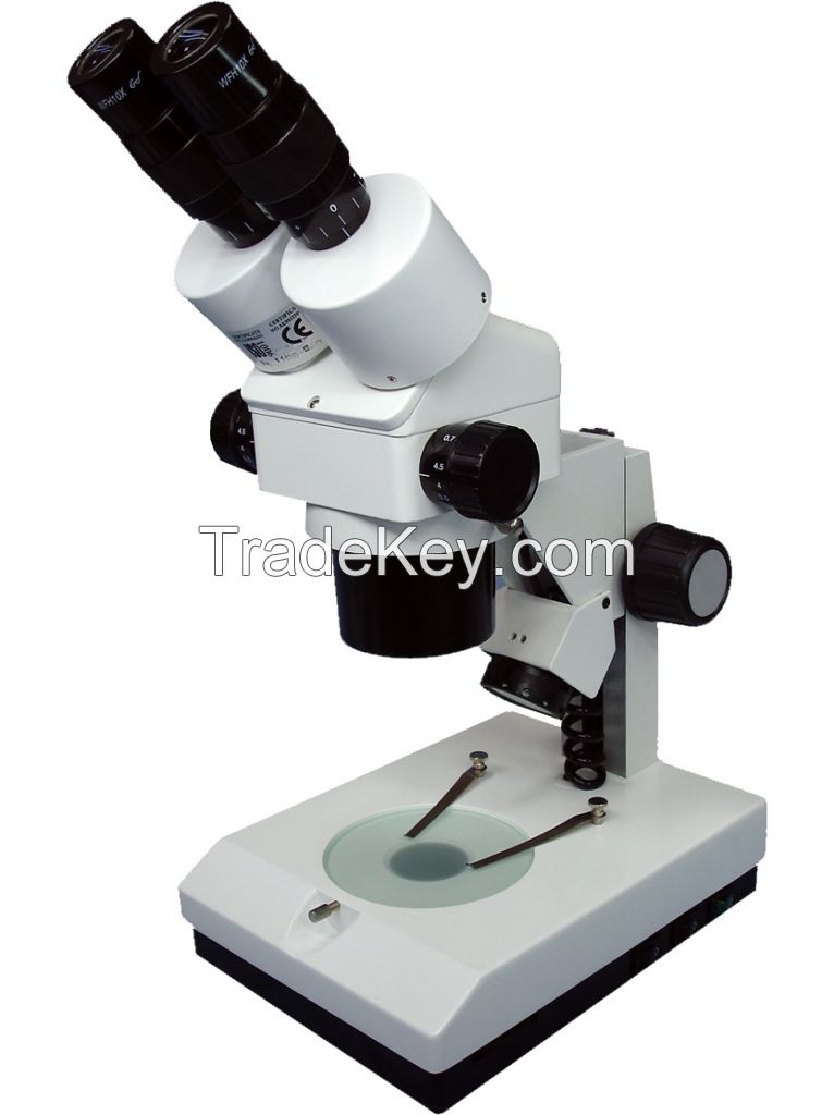 XTS binocular zoom microscope