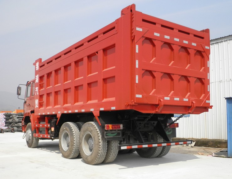 HOWO 5.4M 6x4 heavy duty red dump truck
