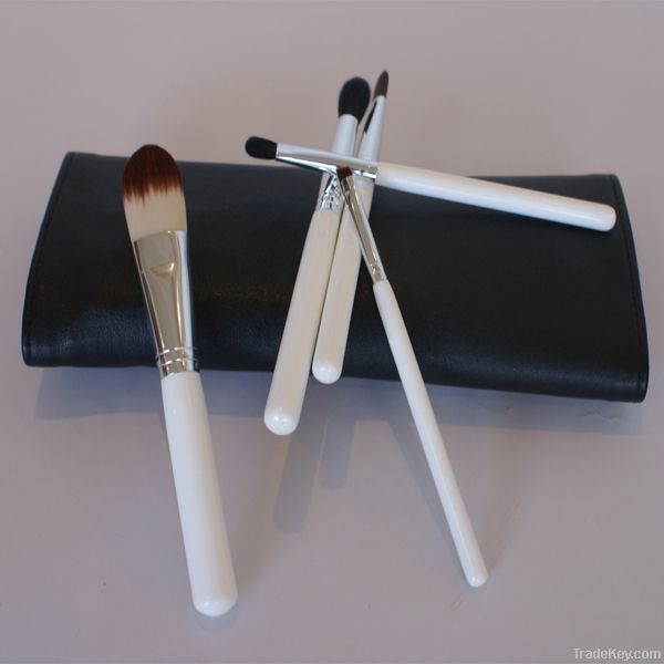5 Pcs professional makeup brush set white handle