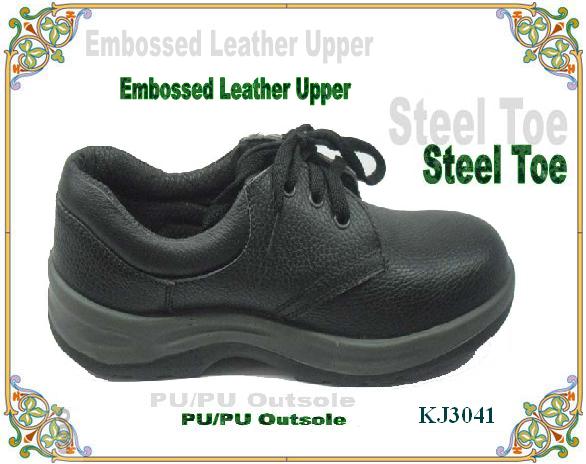 safety shoes with CE-20345 standard