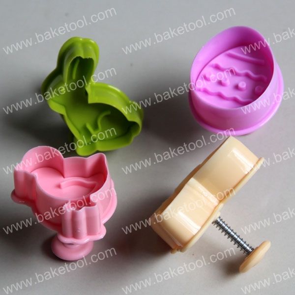 4pcs Plastic Easter theme plunger cutter set(4clorways at random), Ester egg turkey butterfly rabbit shapes