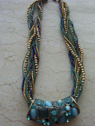 fashion jewelry beads necklaces with stone on it as picture