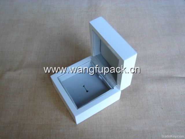 white high gloss finish wooden jewelry box