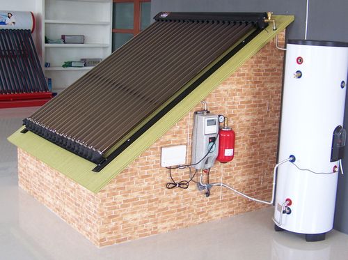 Pressurized split solar water heater