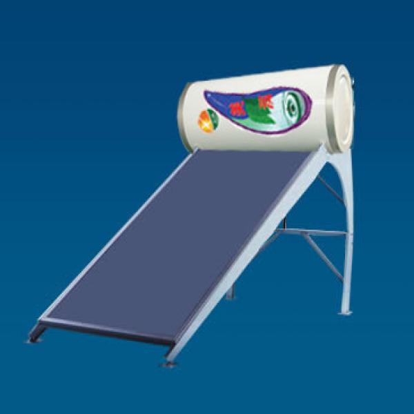 Compact flat plate solar water heater
