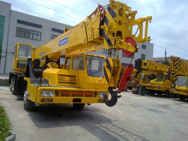 Used Tadano 25 Tons Truck Crane