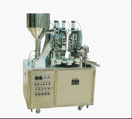 filling and sealing machine